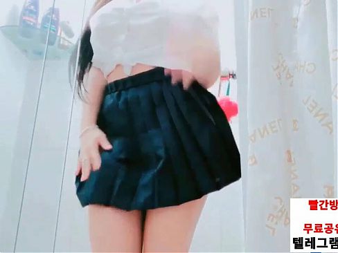 Korean BJ, bathroom, big chest, sleeping pill video